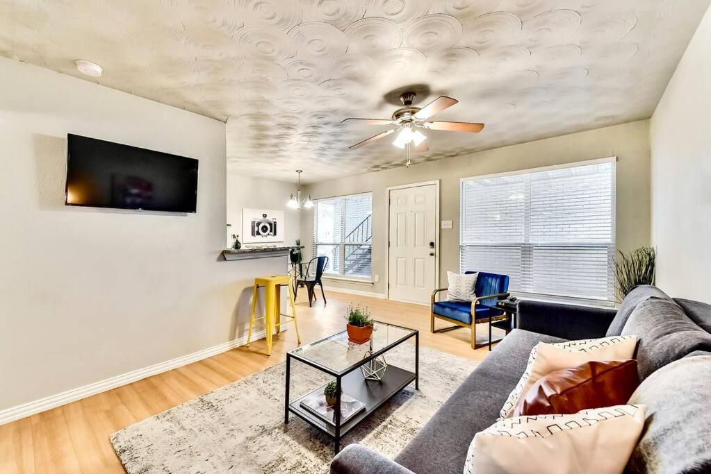 Dallas Boutique Flat + Arboretum Tickets Included מראה חיצוני תמונה