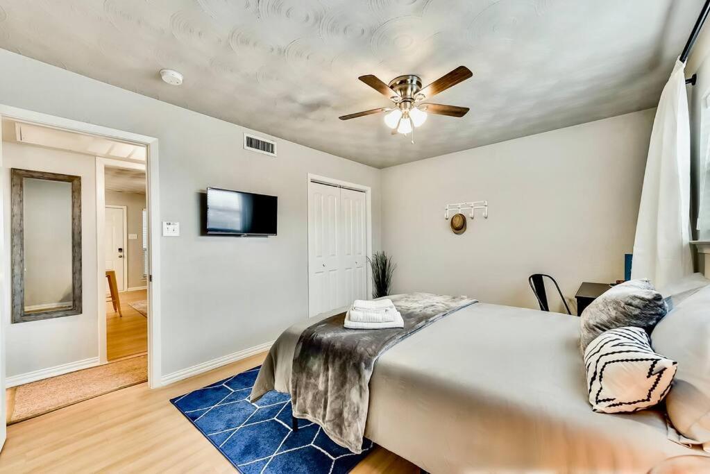 Dallas Boutique Flat + Arboretum Tickets Included מראה חיצוני תמונה
